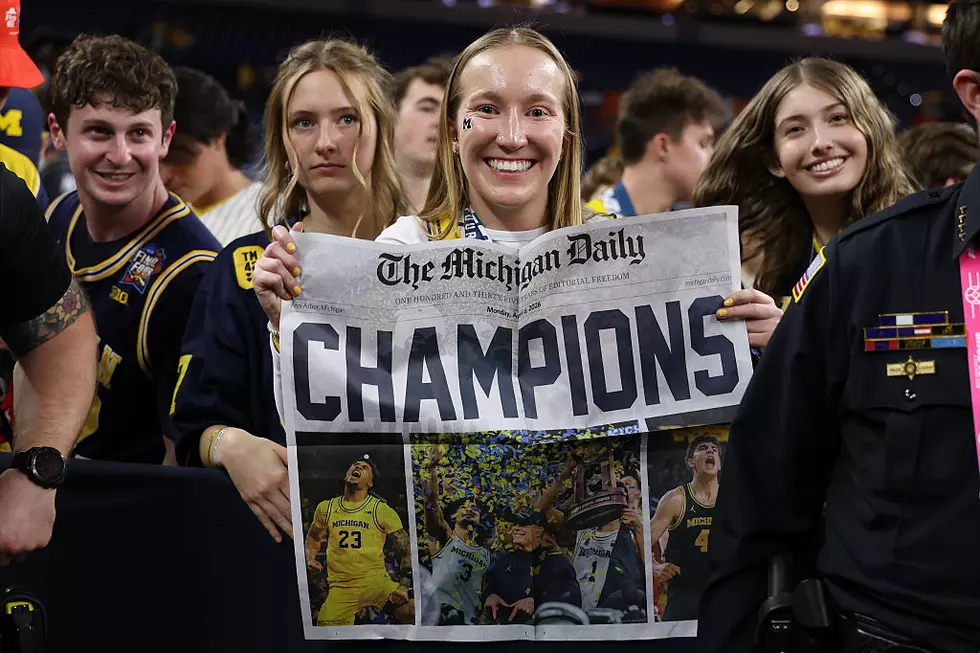 Can Michigan Ice Hockey Join Basketball In Championship Glory?